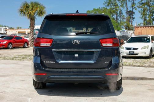 2015 Kia Sedona EX