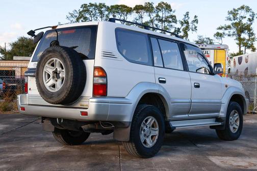 1998 Toyota Land Cruiser Base