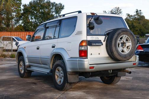 1998 Toyota Land Cruiser Base