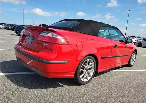 Laser Red 2004 Saab 9-3 Aero