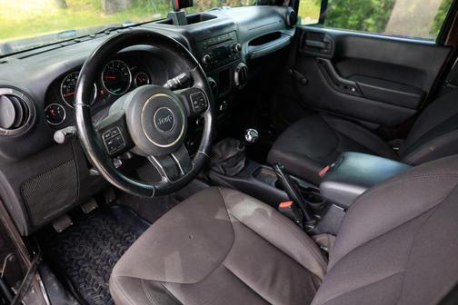 2013 Jeep Wrangler Sport