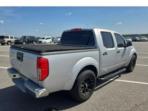 Silver 2010 Suzuki Equator Sport Pickup 4D 5 ft