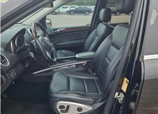 2011 Mercedes-Benz M-Class 4MATIC