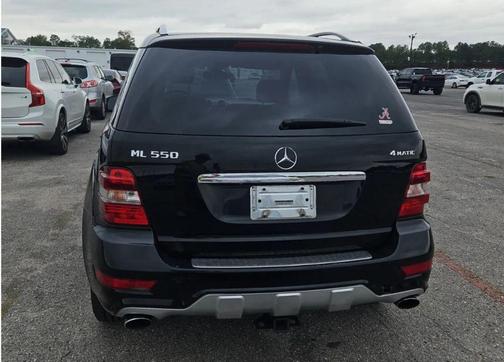 2011 Mercedes-Benz M-Class 4MATIC