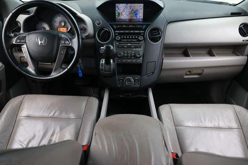 White Diamond Pearl 2012 Honda Pilot Touring