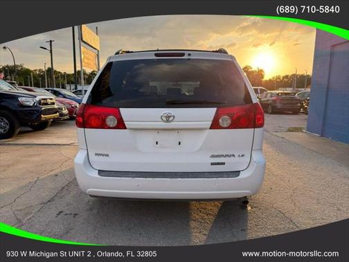 2006 Toyota Sienna LE