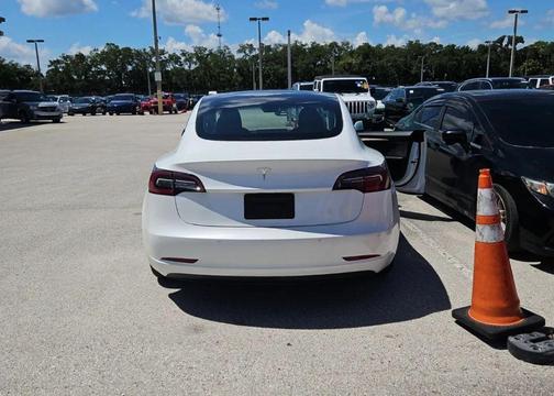 White 2021 Tesla Model 3 Standard Range Plus