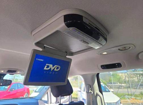 Granite Crystal Metallic Clearcoat 2018 Chrysler Pacifica Touring Plus