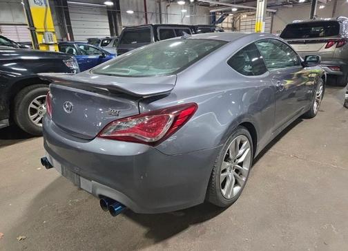 2014 Hyundai Genesis Coupe 2.0T R-Spec