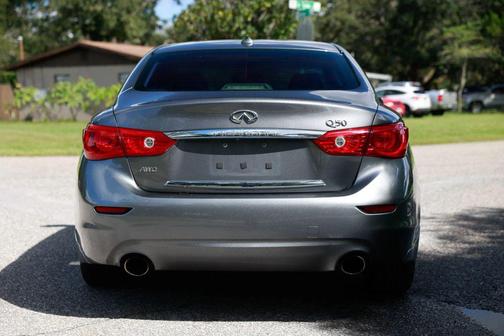 2015 INFINITI Q50 Premium