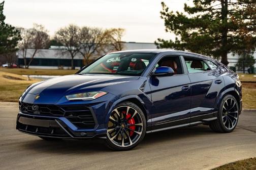 2022 Lamborghini Urus 