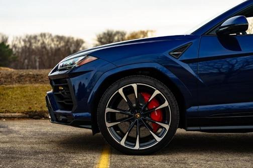 2022 Lamborghini Urus 