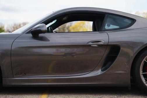 2015 Porsche Cayman GTS
