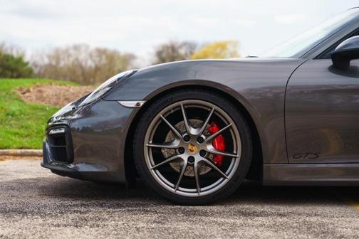2015 Porsche Cayman GTS
