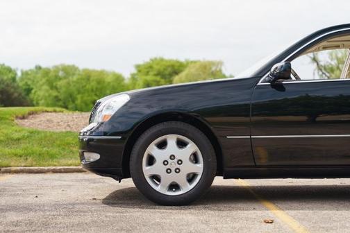 Black Onyx 2003 Lexus LS 430