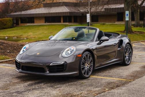 2015 Porsche 911 Turbo S