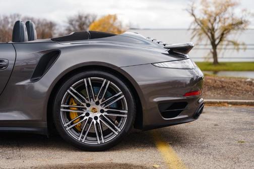 2015 Porsche 911 Turbo S