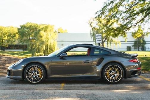 2014 Porsche 911 Turbo S
