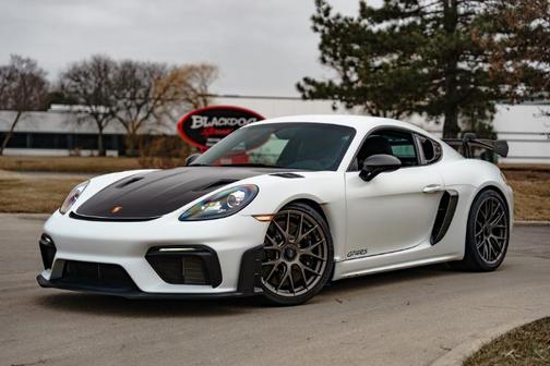 2023 Porsche 718 Cayman GT4 RS