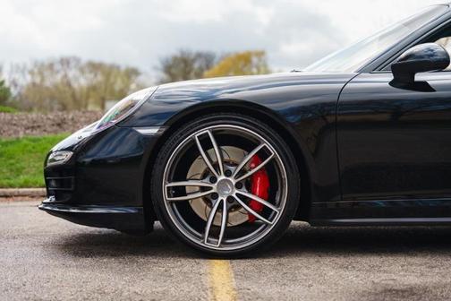 Black 2015 Porsche 911 Turbo