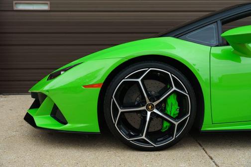 2020 Lamborghini Huracan EVO Base