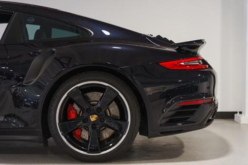 2017 Porsche 911 Turbo