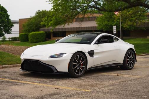 White 2019 Aston Martin Vantage Base