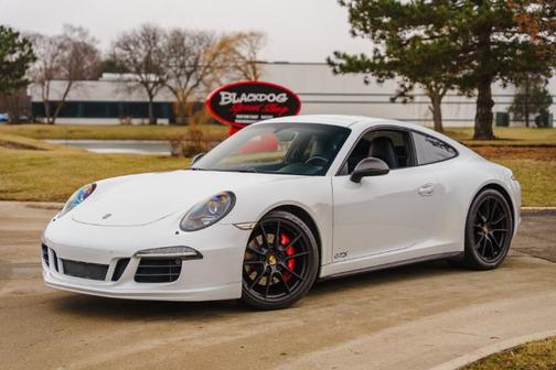 2015 Porsche 911 Carrera GTS