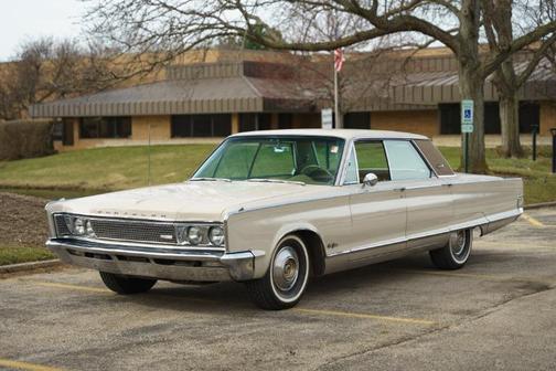 1966 Chrysler New Yorker 