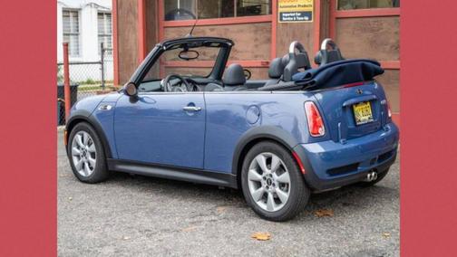 2007 MINI Cooper S Base