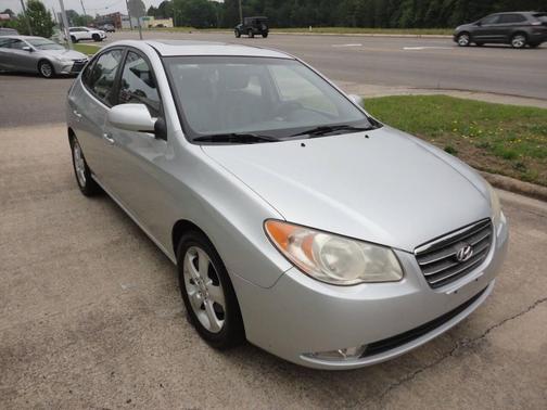 Silver 2008 Hyundai ELANTRA SE