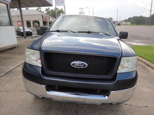 2005 Ford F-150 XLT SuperCrew