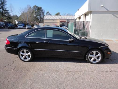 2005 Mercedes-Benz CLK-Class 320