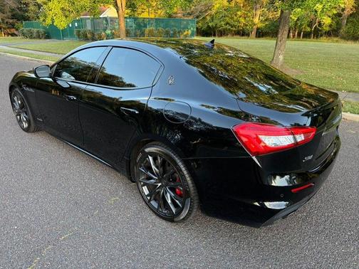 Black Siena Metallescent 2019 Maserati Ghibli S Q4 GranSport