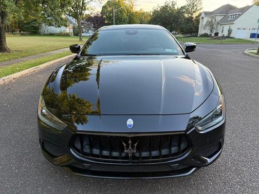 Black Siena Metallescent 2019 Maserati Ghibli S Q4 GranSport