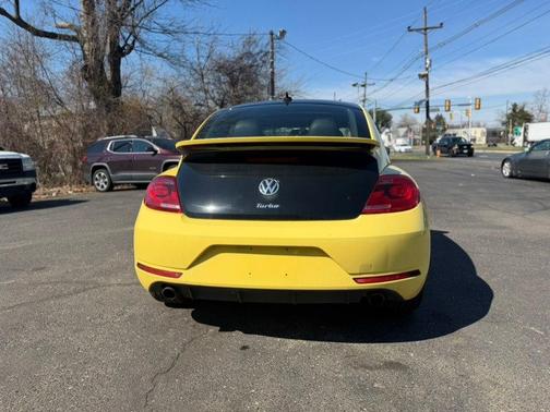 Yellow Rush/Black 2014 Volkswagen Beetle 2.0T GSR