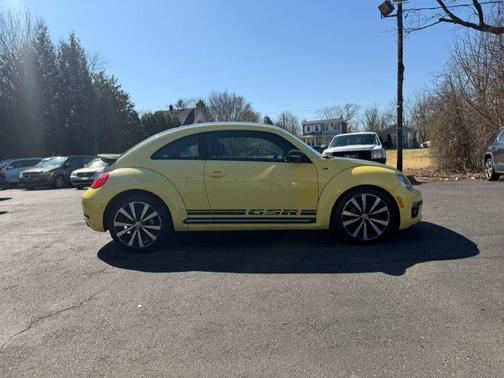 Yellow Rush/Black 2014 Volkswagen Beetle 2.0T GSR