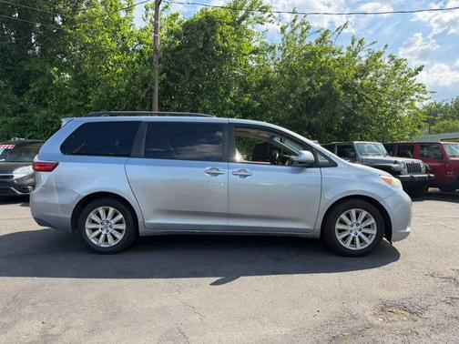 Predawn Gray Mica 2015 Toyota Sienna LE