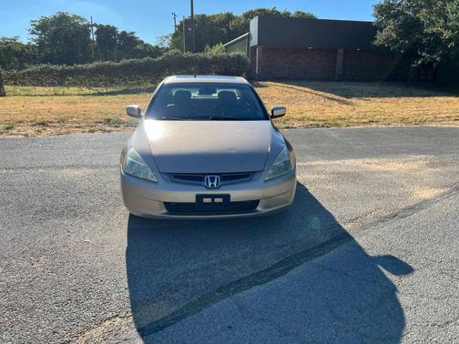 Gold 2005 Honda Accord EX