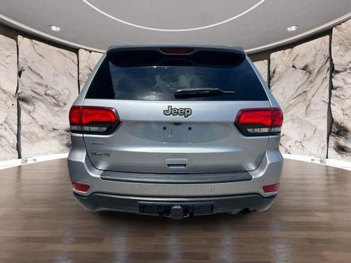 Gray 2016 Jeep Grand Cherokee Laredo