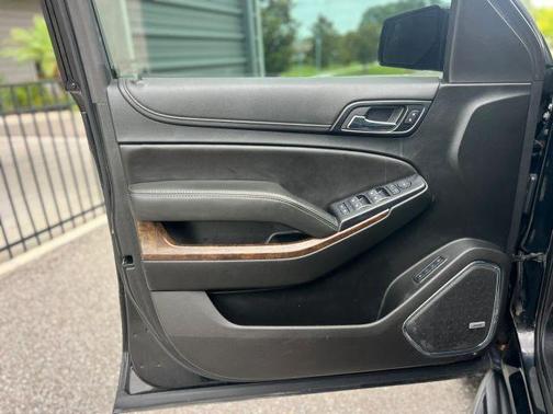 Black 2019 Chevrolet Suburban LT