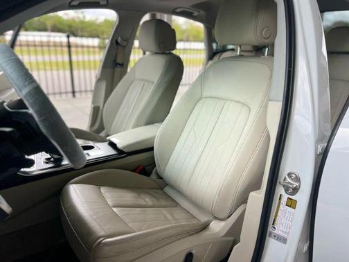 Glacier White Metallic 2019 Audi A6 45 Premium