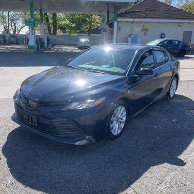 Midnight Black Metallic 2020 Toyota Camry LE