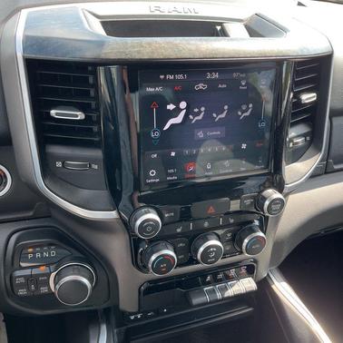 Diamond Black Crystal Pearlcoat 2019 RAM 1500 Big Horn