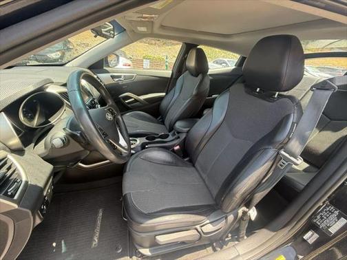 2012 Hyundai Veloster Base