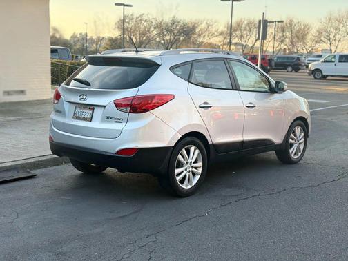 2011 Hyundai TUCSON Limited