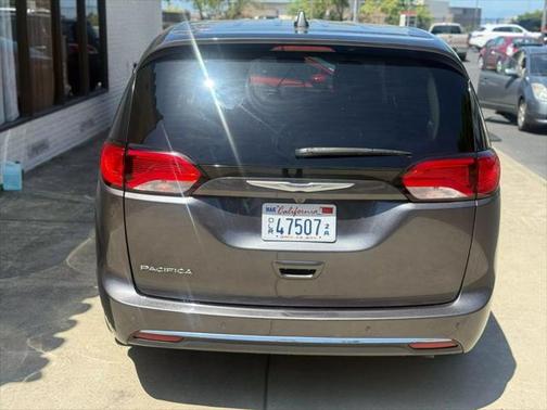 2018 Chrysler Pacifica Touring Plus