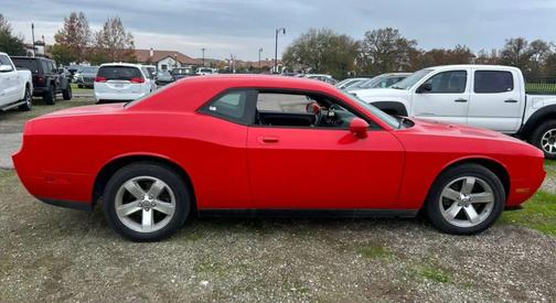 2009 Dodge Challenger SE