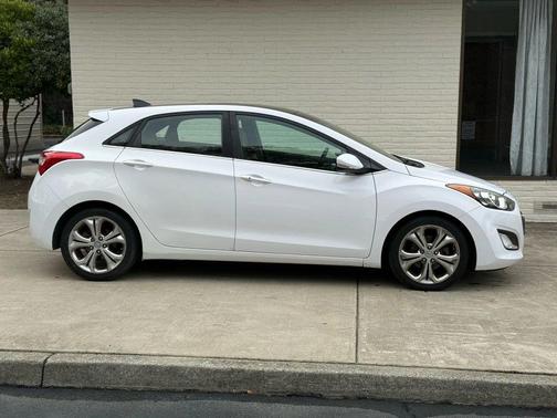 2014 Hyundai Elantra GT Base