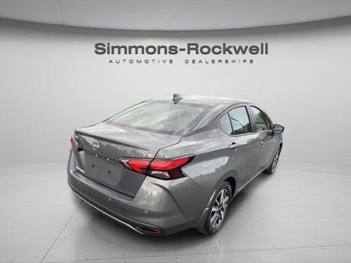 2025 Nissan Versa 1.6 SV